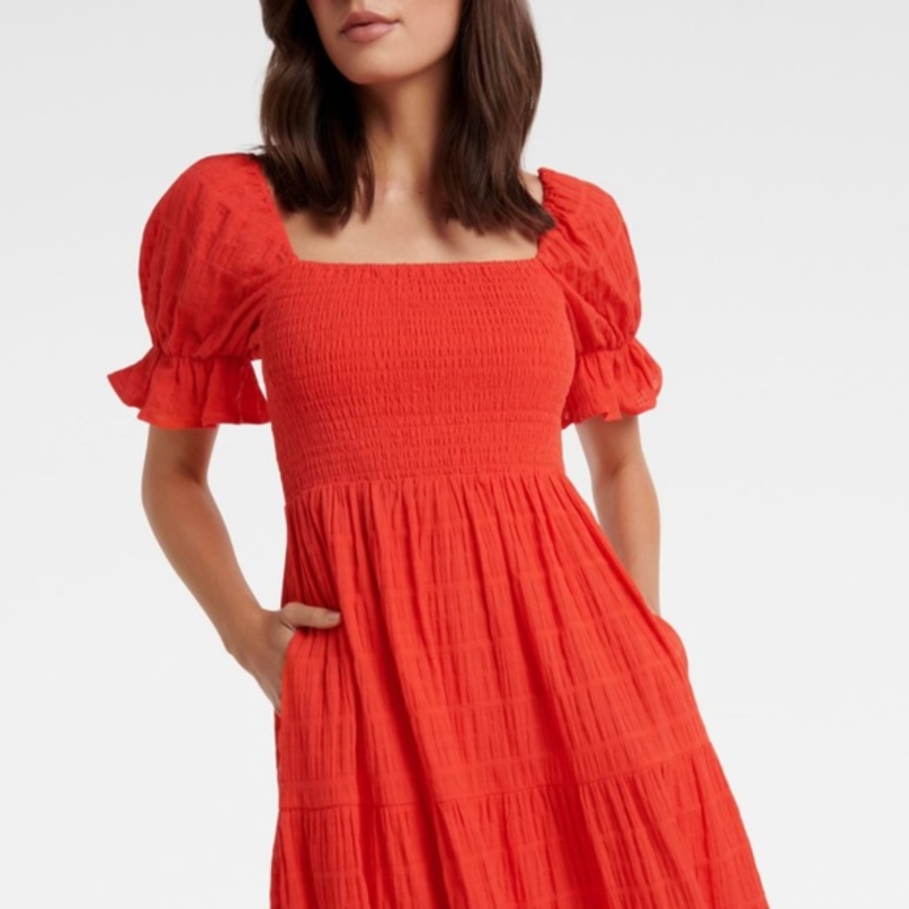 Ever New Melbourne Sierra textured Tiered Dress size US 2